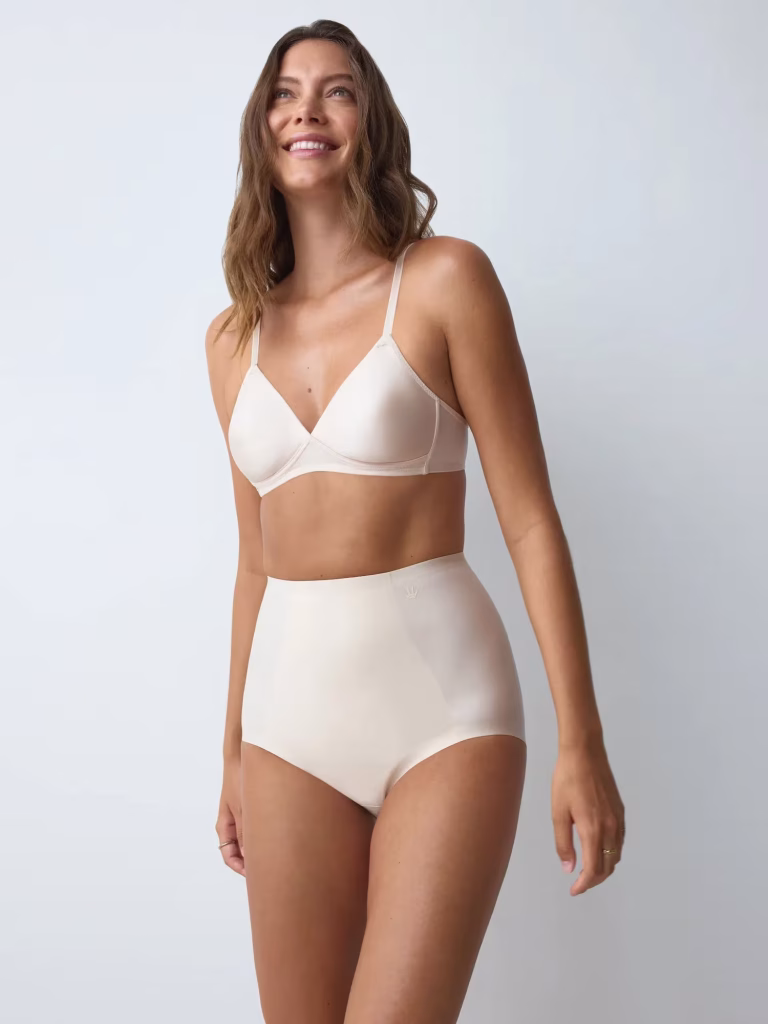 Бельо Triumph Medium Shaping Highwaist Panty бикини
